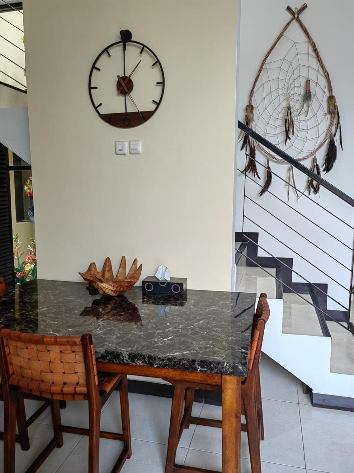 Bali, Kuta, De Kubu Villa No1 Legian Buitenkant foto