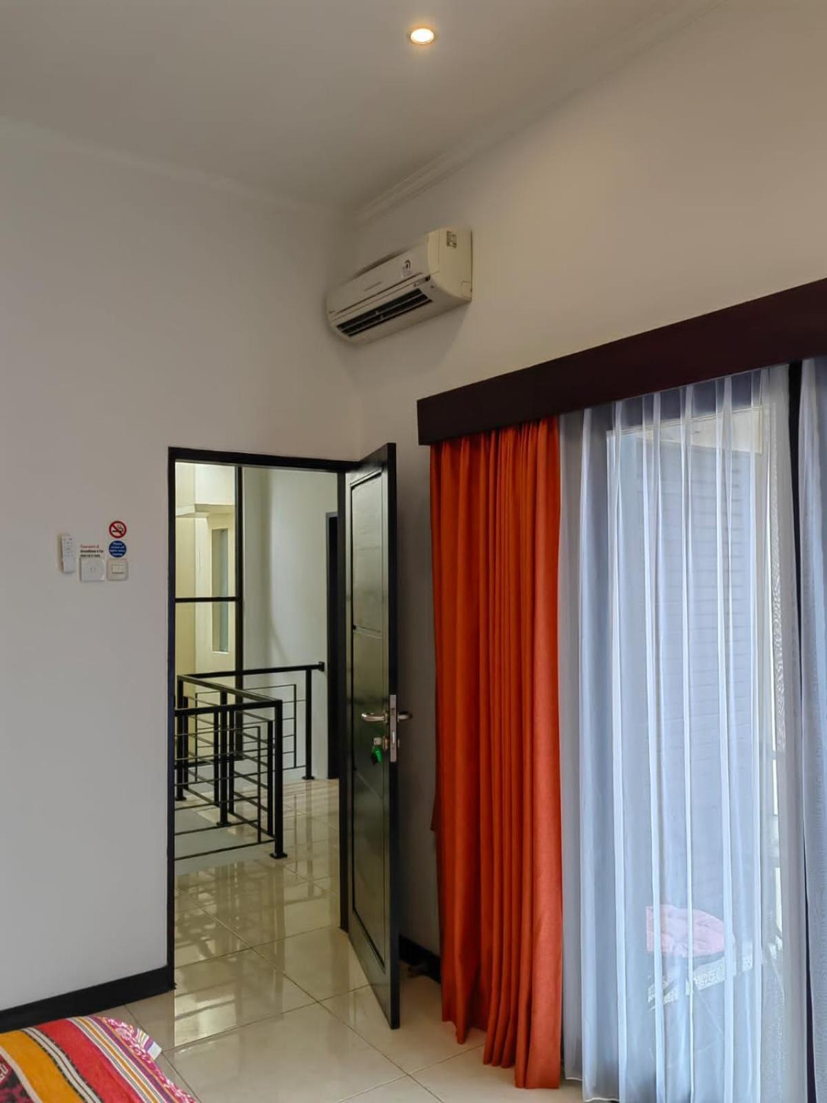 Bali, Kuta, De Kubu Villa No1 Legian Buitenkant foto